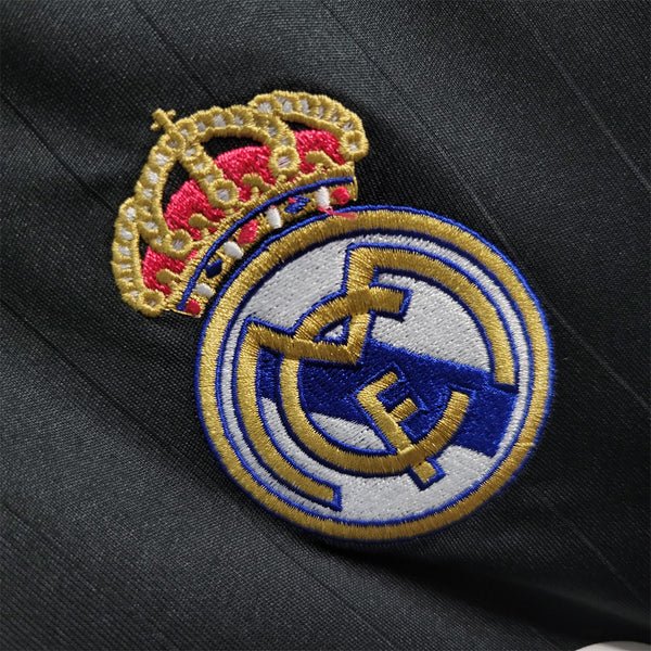 Real Madrid 2006-07 Away Fs | Retro Jersey - Image 4