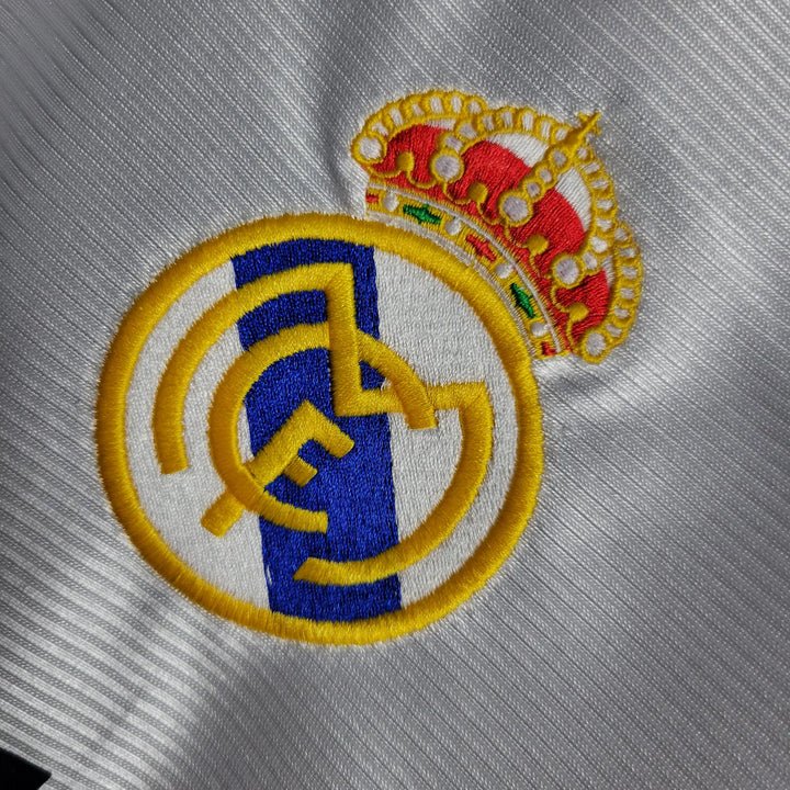 Real Madrid 1998-00 Home | Retro Jersey - Image 4
