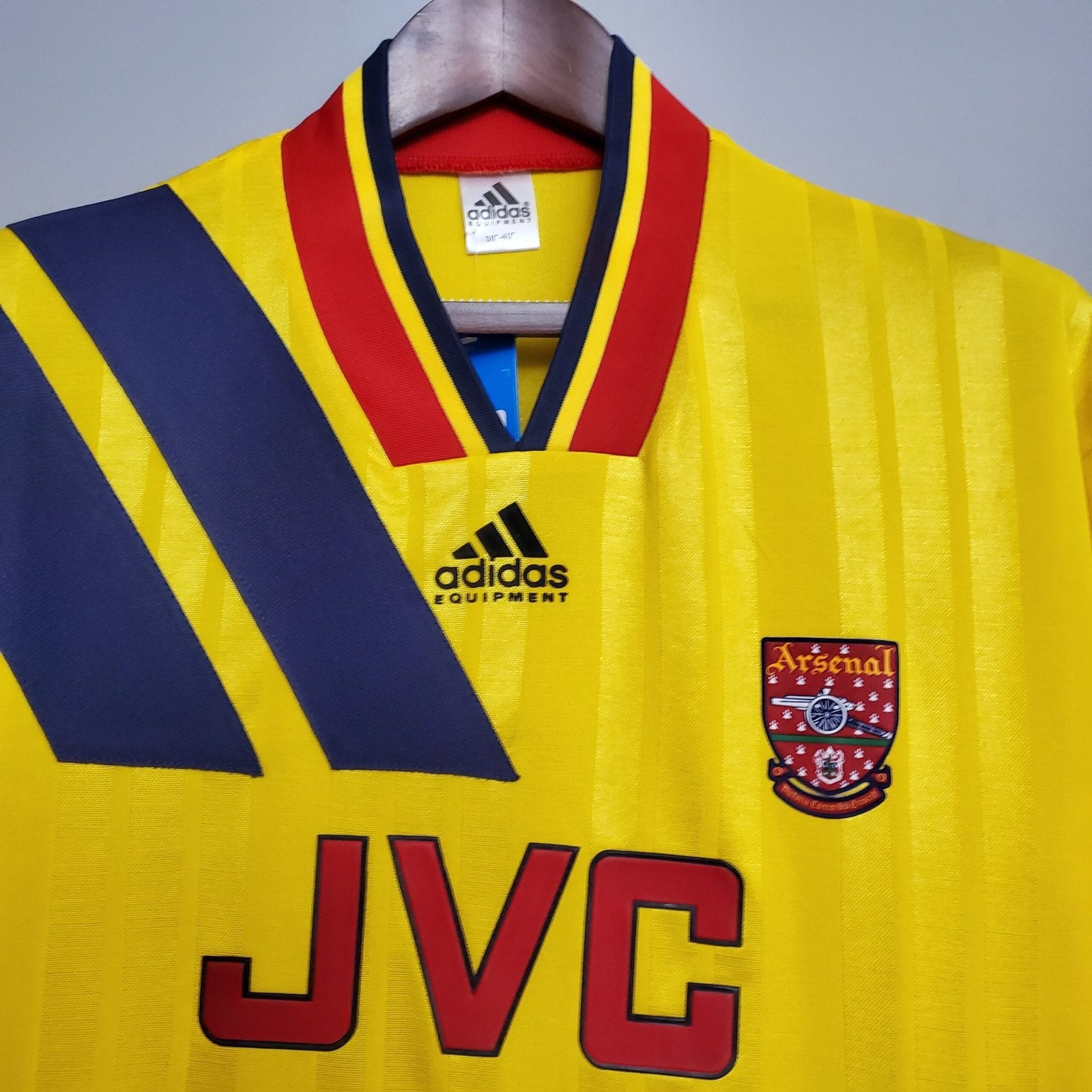 Arsenal 1993-94 Away | Retro Jersey - Image 3