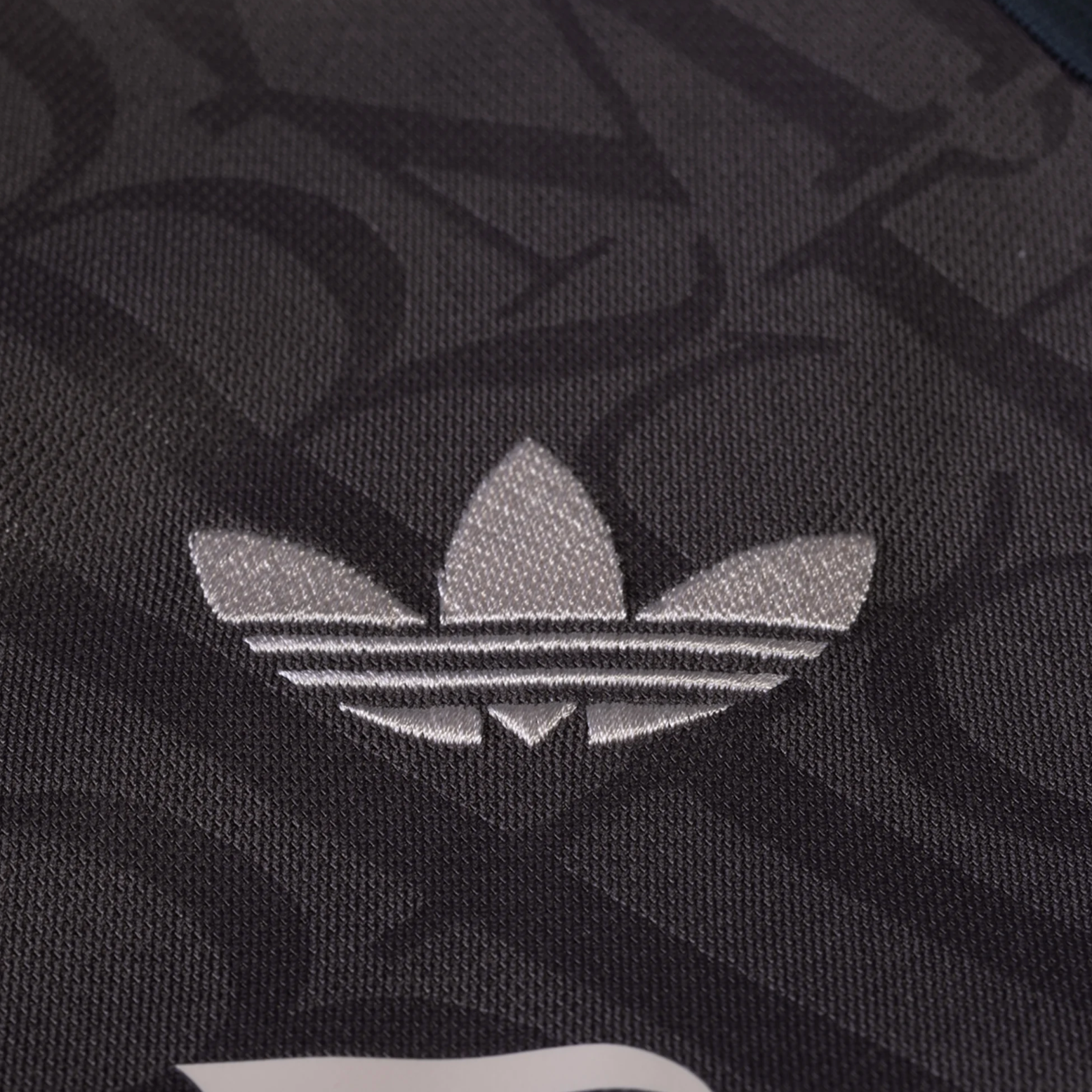 R. Madrid 24/25 Third jersey - Image 2