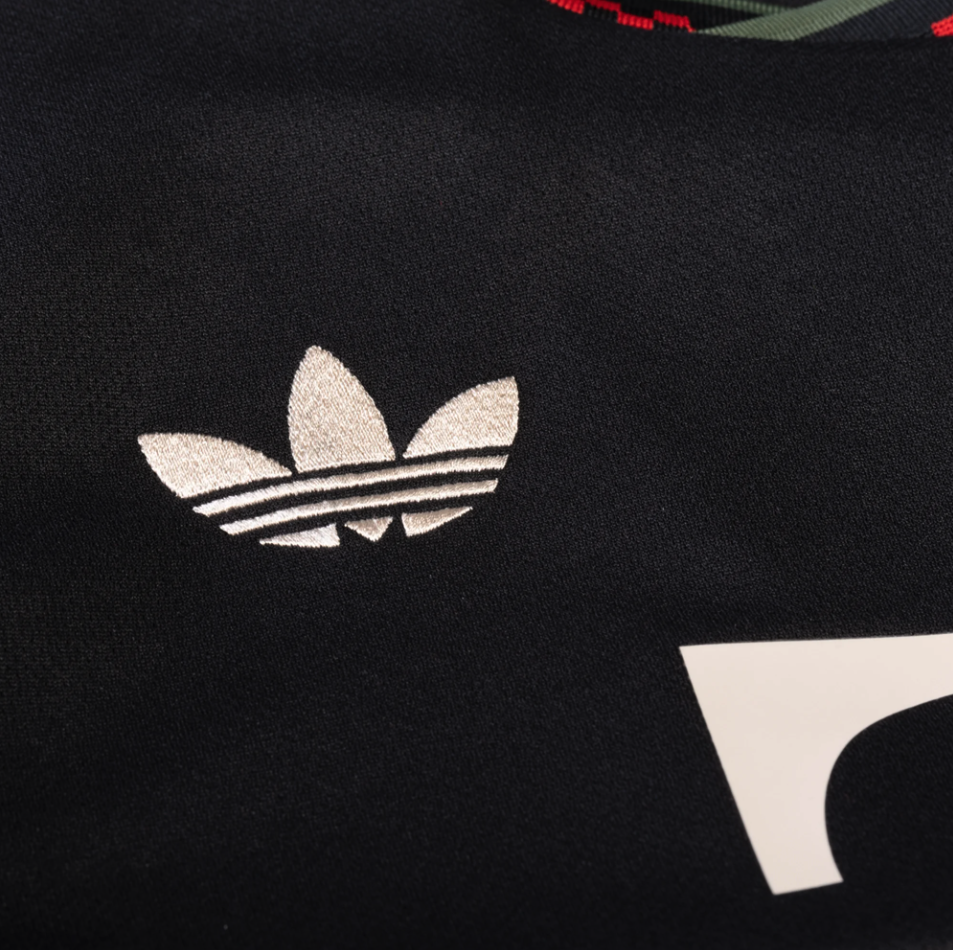 Bayern Munich 25/26 Third Jersey - Image 2