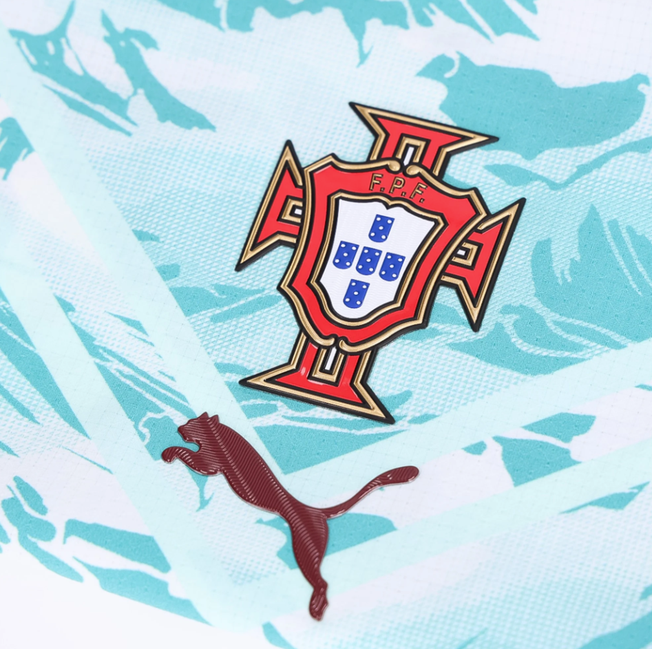 Ronaldo Portugal 26/27 Away Jersey - Image 4